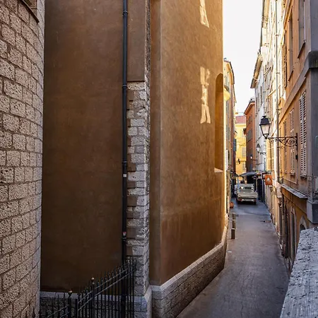 Charming 1 Bdr Old Town Appartamento